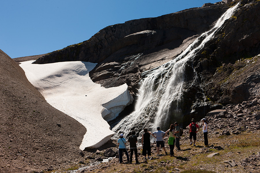 Túneles de hielo en Limits Adventure, sólo en la Guía Esquel