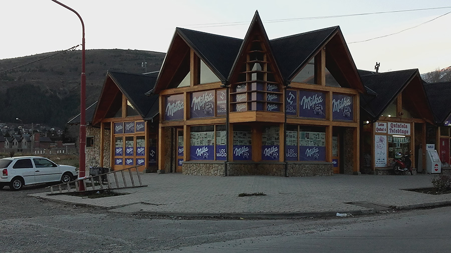 Grafica Muñiz en la guia esquel