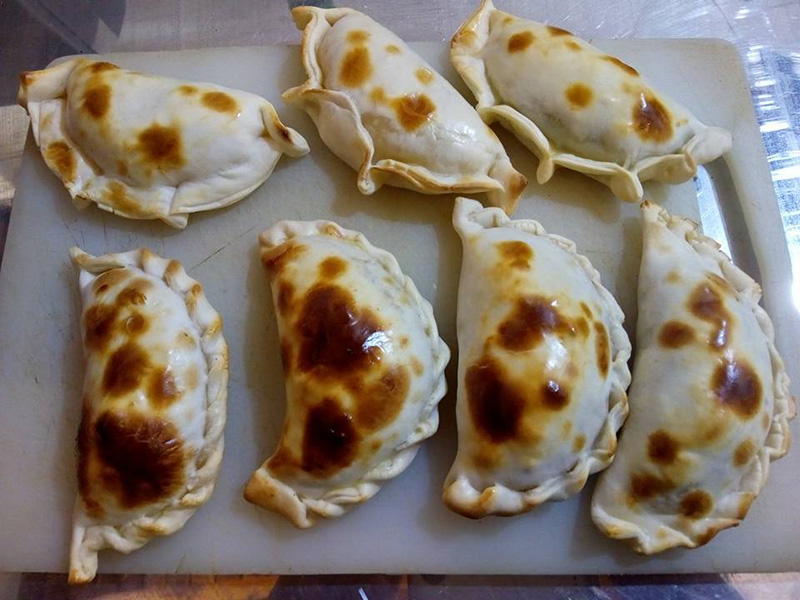 Adrynor casa de comida en La Guia Esquel