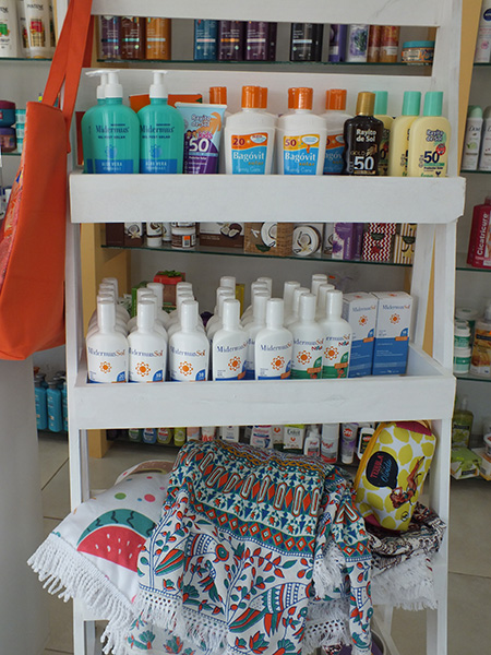 Farmacia del Barrio en La Guia Esquel
