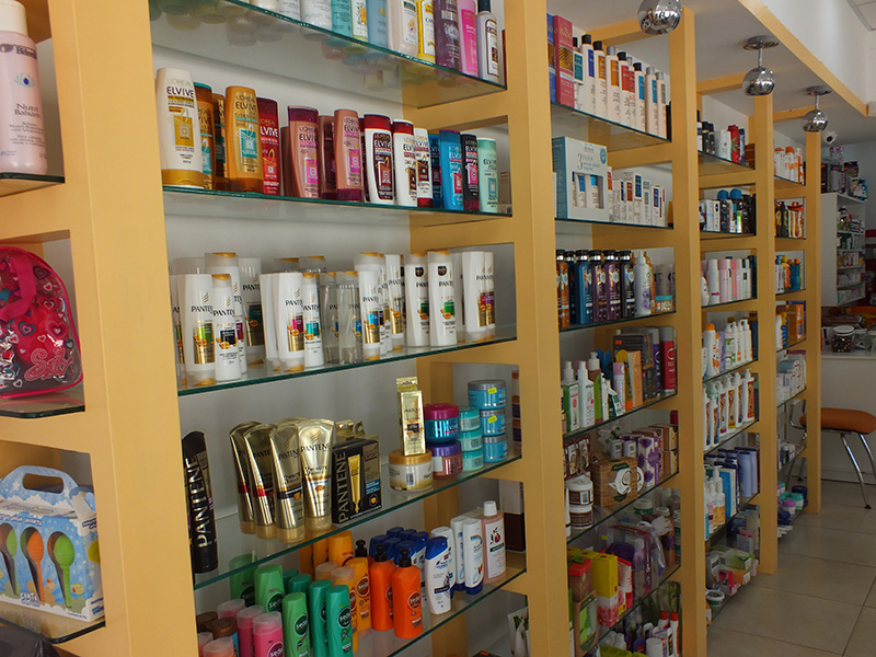 Farmacia del Barrio en La Guia Esquel