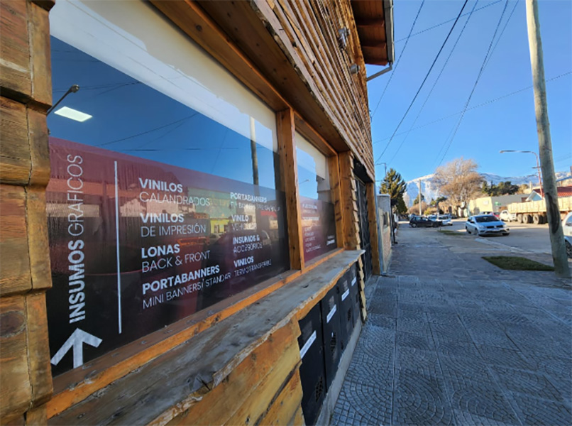 Acrear_insumos_graficos_en_La_Guia_Esquel