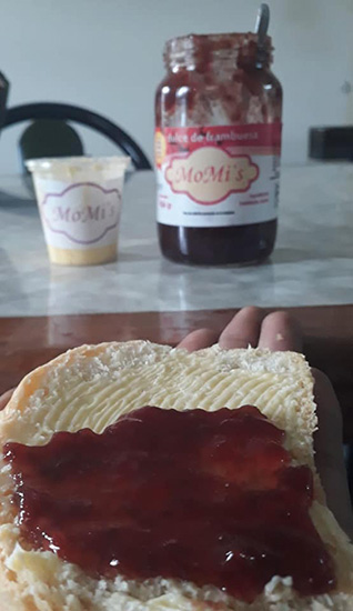 Momis en La Guia Esquel dulces regionales
