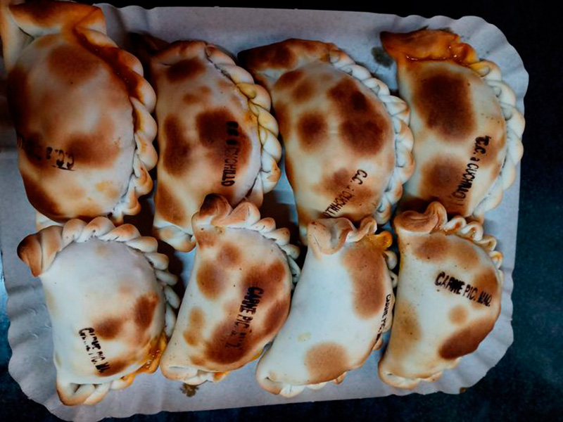Empanadas_La_Salteña_en_La_Guia_Esquel