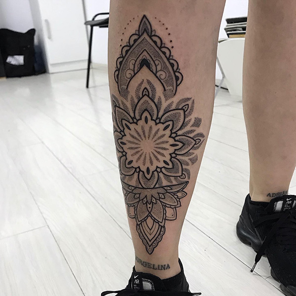 Emi_Mogliani_tattoo_en_La_Guia_Esquel