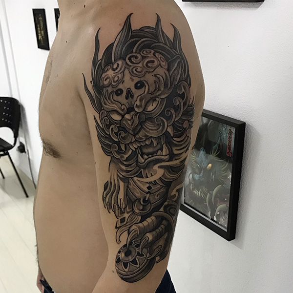 Emi_Mogliani_tattoo_en_La_Guia_Esquel