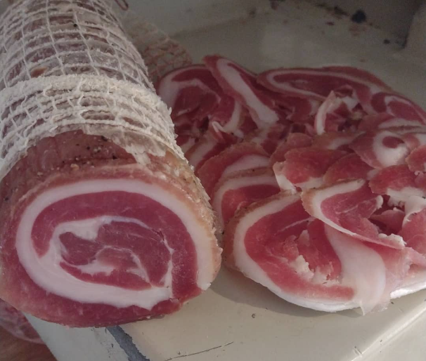 Charcuteria Peralta en La Guia Esquel