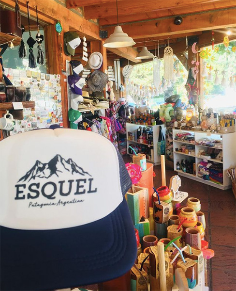 El_Rastro_Regaleria_en_La_Guia_Esquel