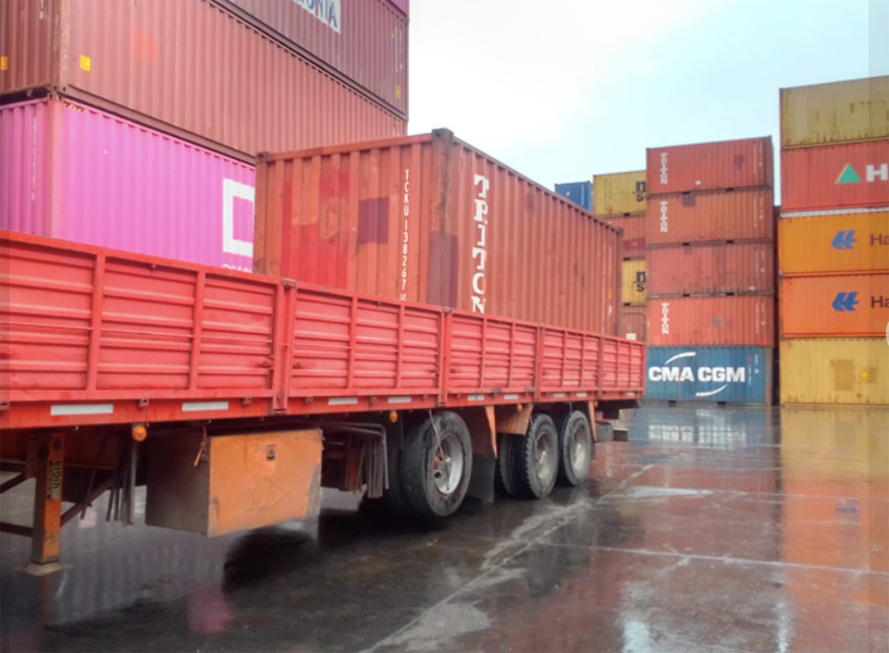 Contenedores_Quique_en_La_Guia_Esquel