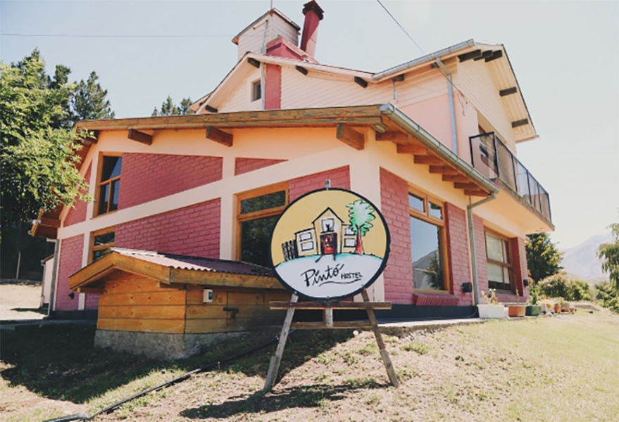 Pinto_Hostel_en_La_Guia_Esquel