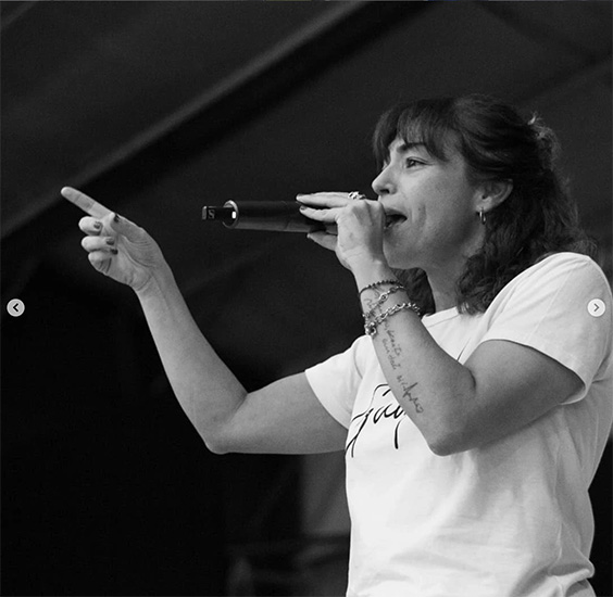 Cecilia_alvarez_locutora_la_guia_esquel_4