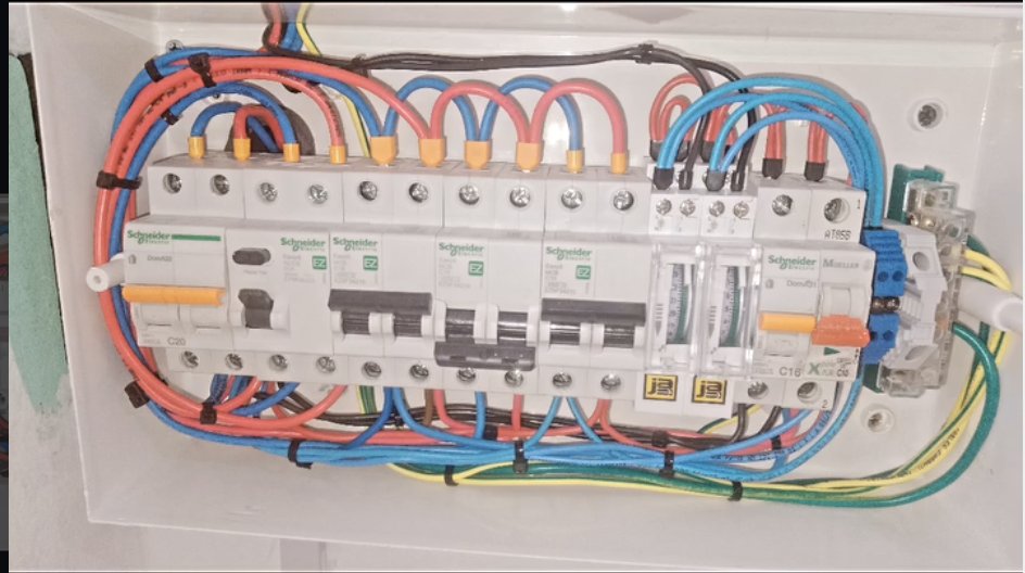 dr_electricidad_en_la_guia_esquel_1