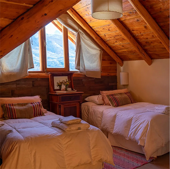 Pueblo_Alto_Lodge_canopy_en_la_guia_esquel_
